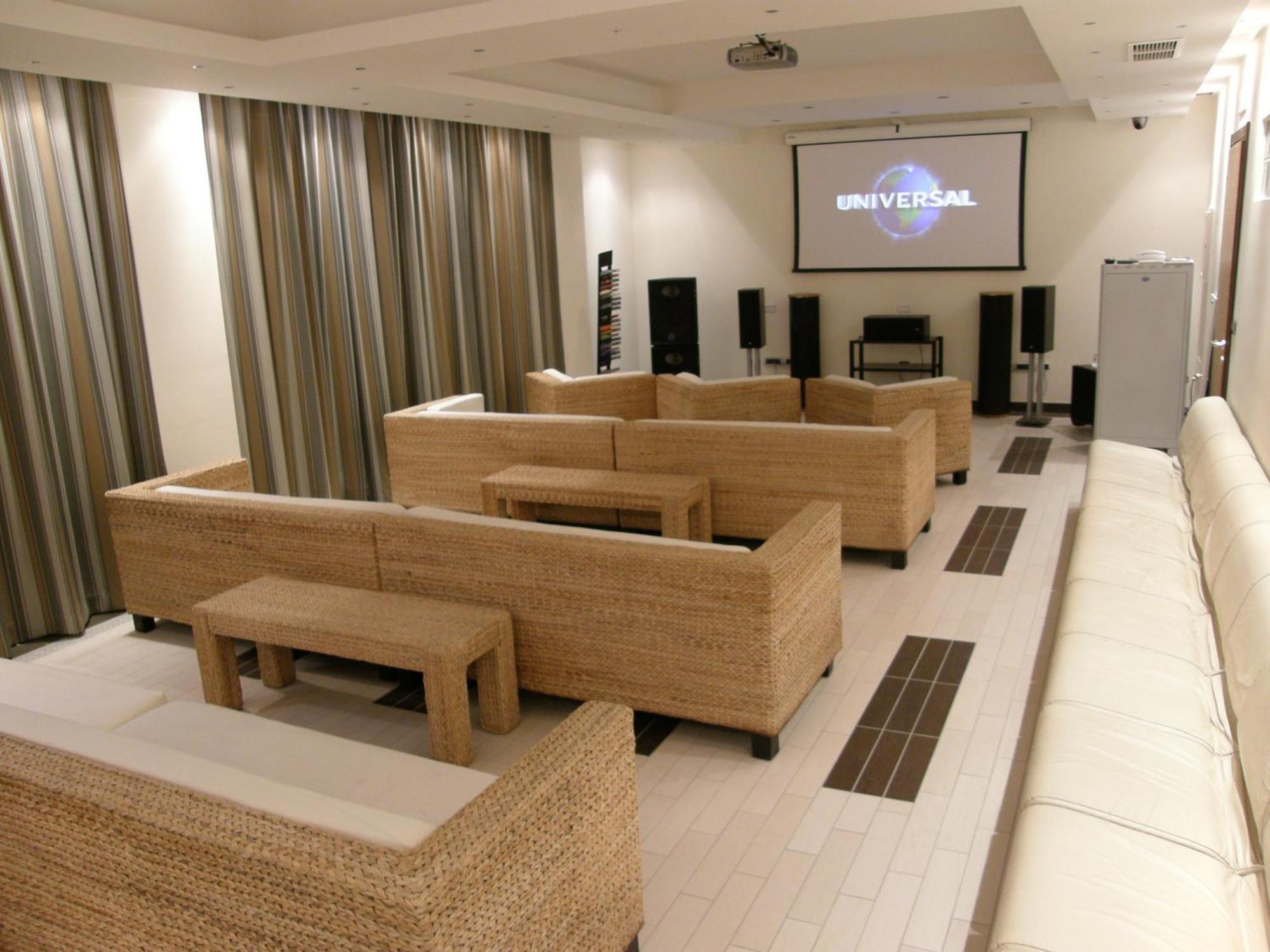 Hotel Principe Residence วาสโต ภายนอก รูปภาพ