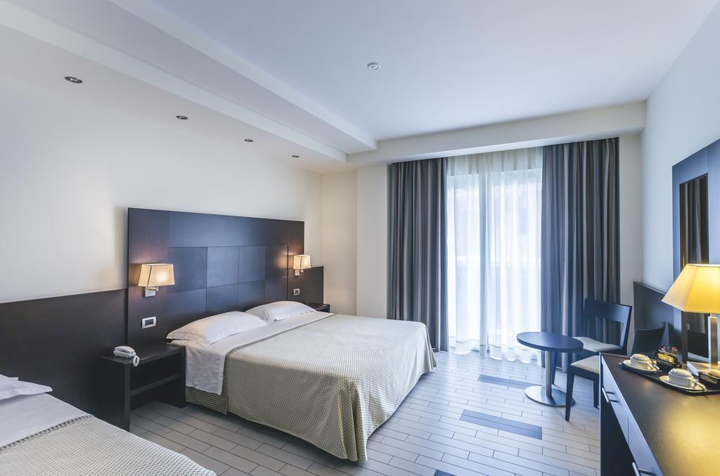 Hotel Principe Residence วาสโต ภายนอก รูปภาพ
