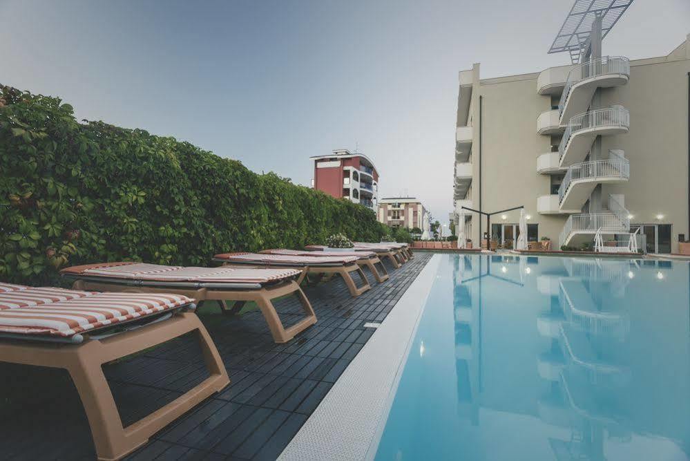 Hotel Principe Residence วาสโต ภายนอก รูปภาพ