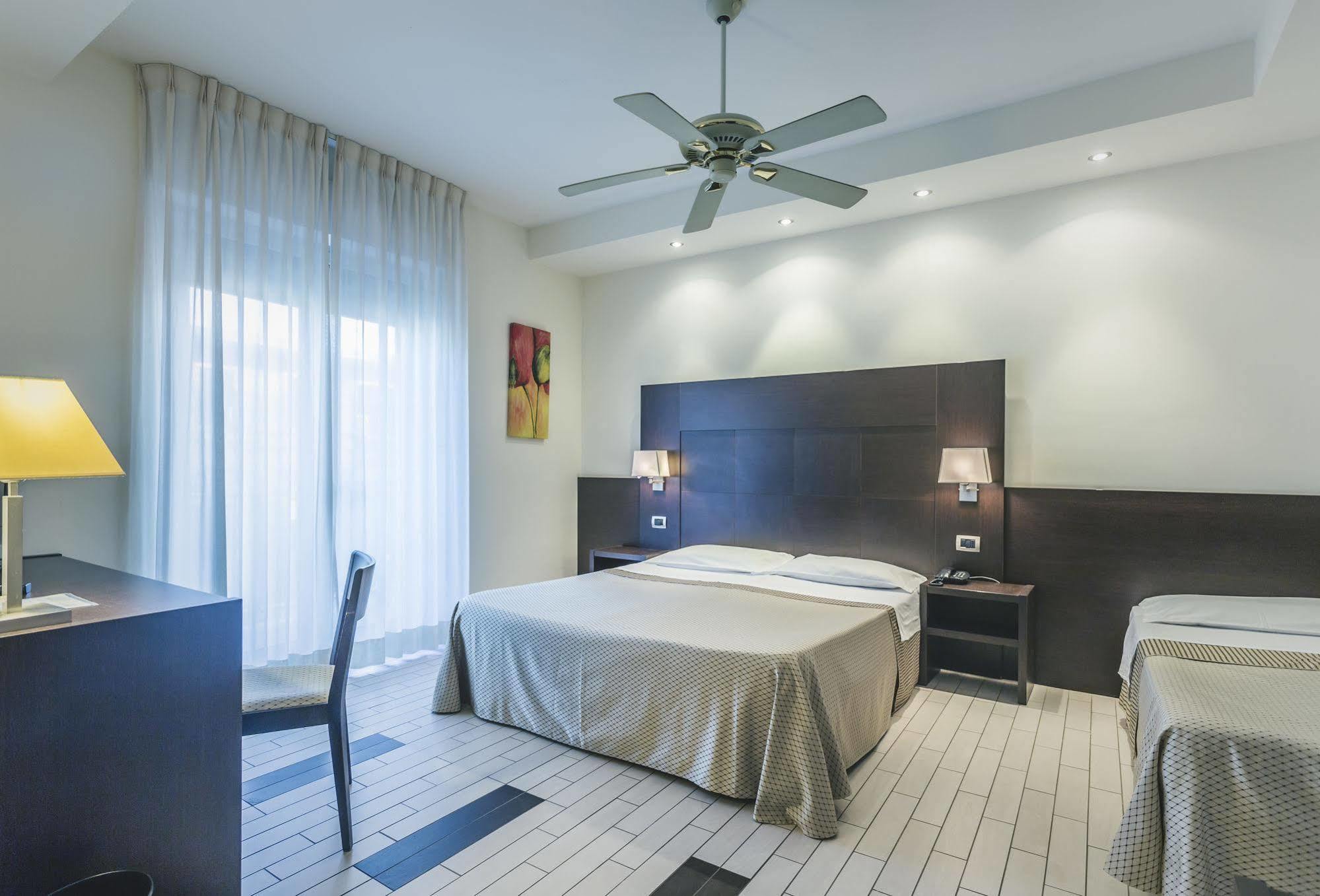 Hotel Principe Residence วาสโต ภายนอก รูปภาพ