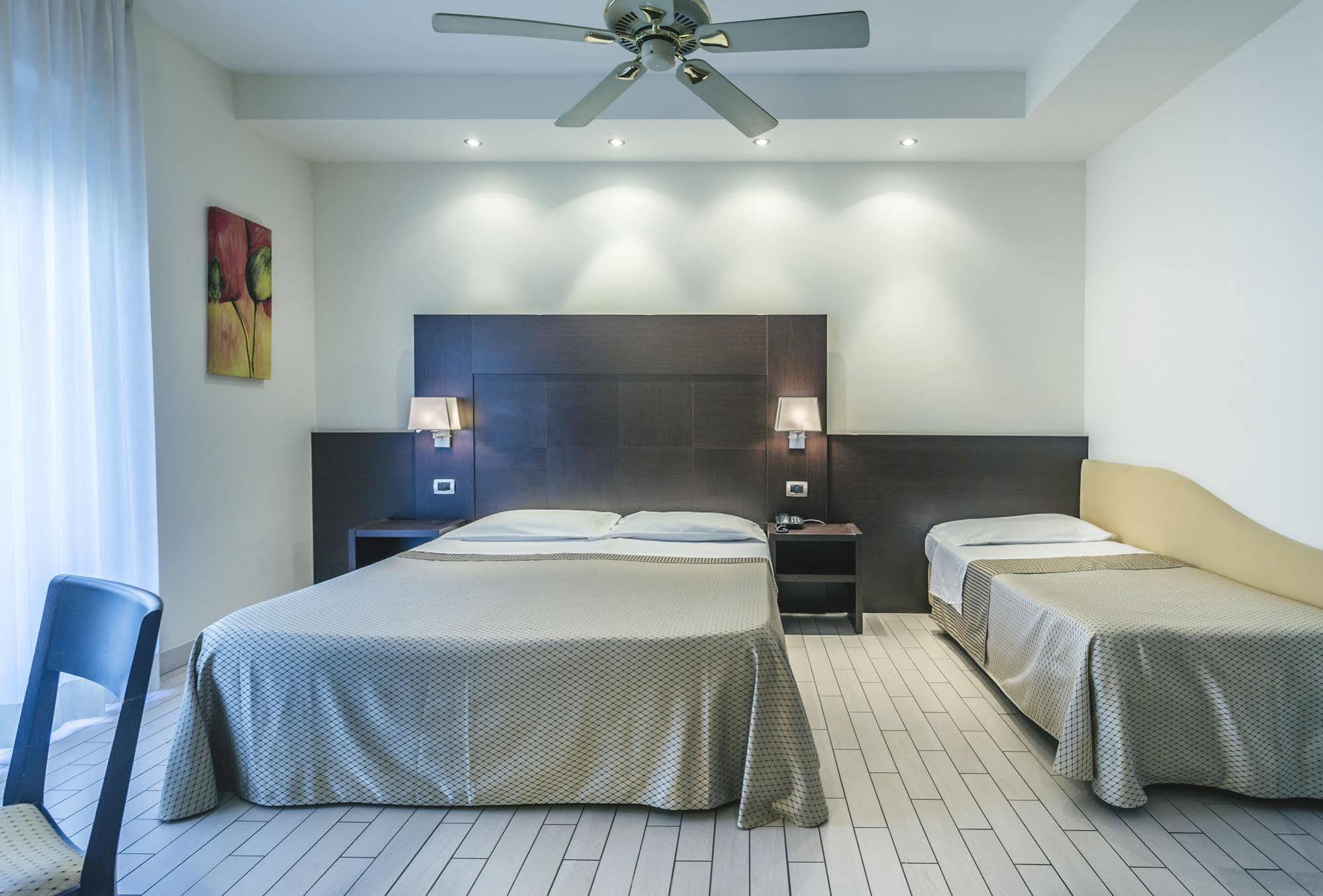 Hotel Principe Residence วาสโต ภายนอก รูปภาพ